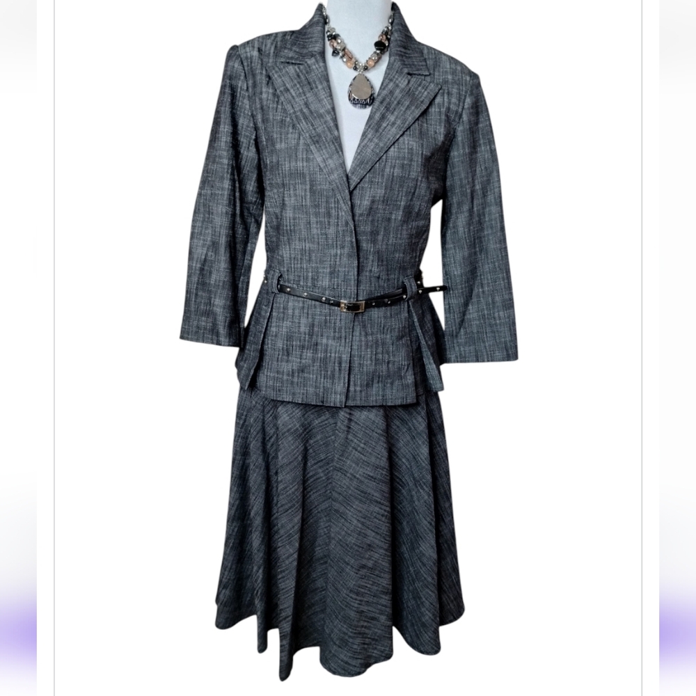 Larry Levine Charcoal Flare Skirt Set with Belt Size M
